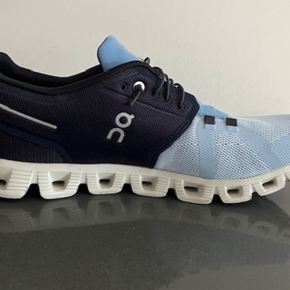 On Cloud 6 - image 2